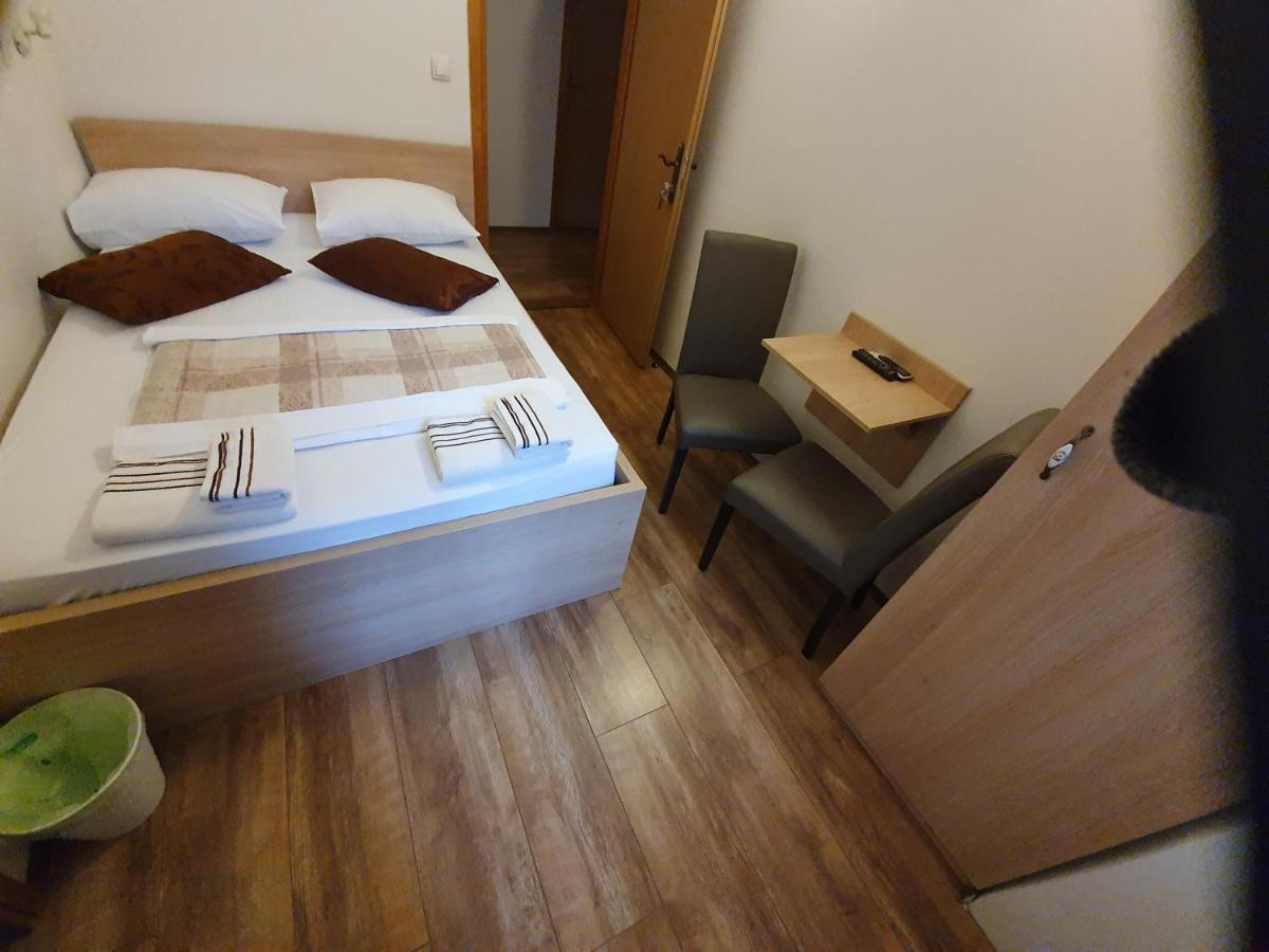 Guesthouse Bed 4 You Zagreb Exterior foto