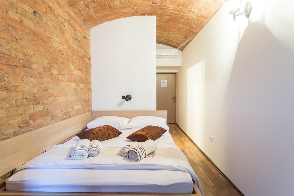 Guesthouse Bed 4 You Zagreb Exterior foto
