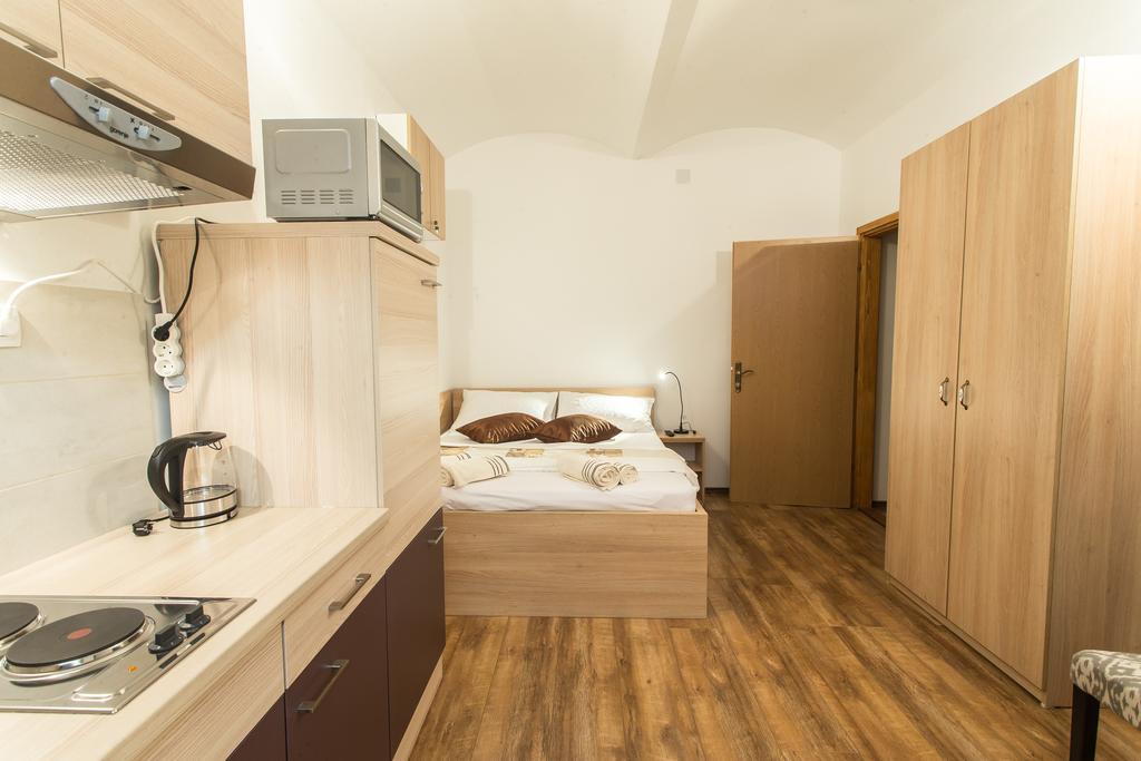 Guesthouse Bed 4 You Zagreb Exterior foto