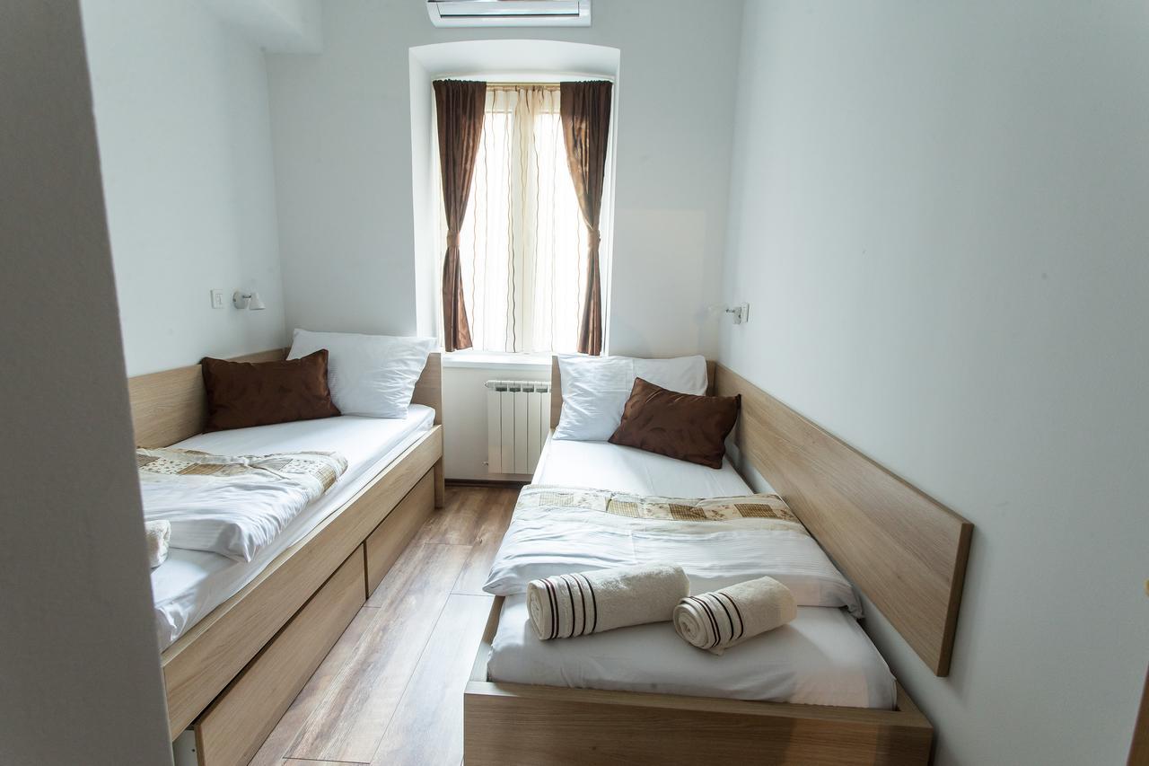 Guesthouse Bed 4 You Zagreb Exterior foto